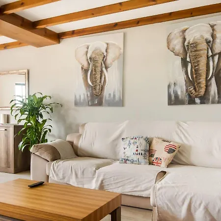 Belvilla By Oyo Paola Holiday home Eirapedrina