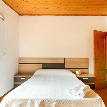 Apartment Near Santiago De Compostela