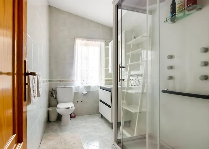 Near Santiago De Compostela * Eirapedriña