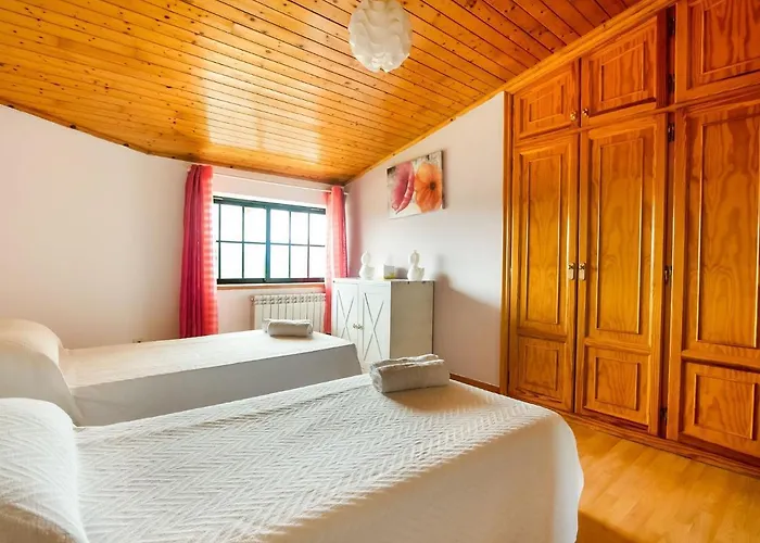 Near Santiago De Compostela * Eirapedriña